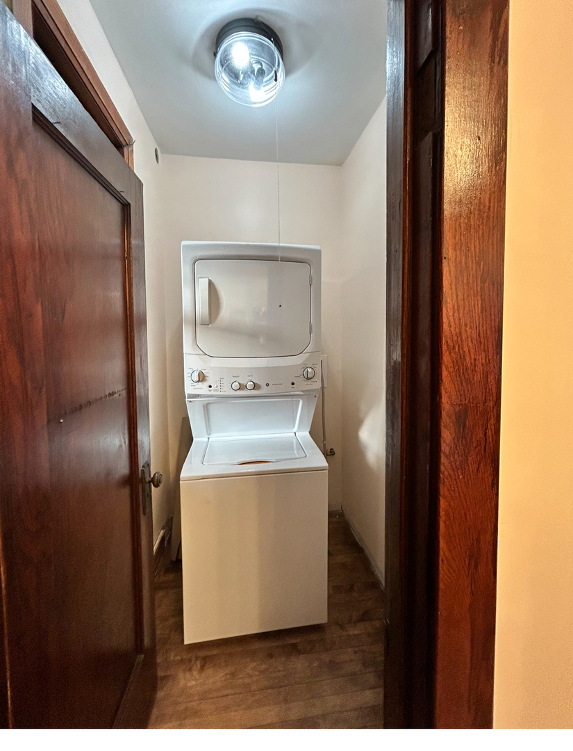 4040 N Lavergne Avenue #1, Chicago, IL 60641