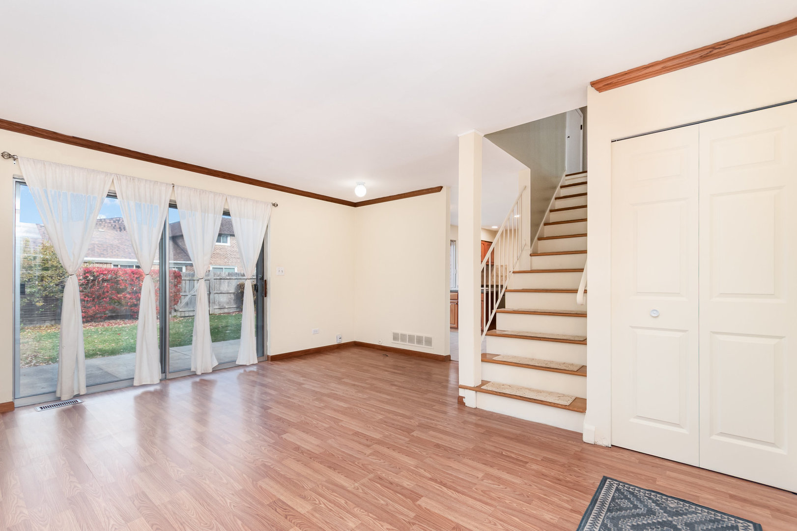 17W754 Standish Lane, Villa Park, IL 60181