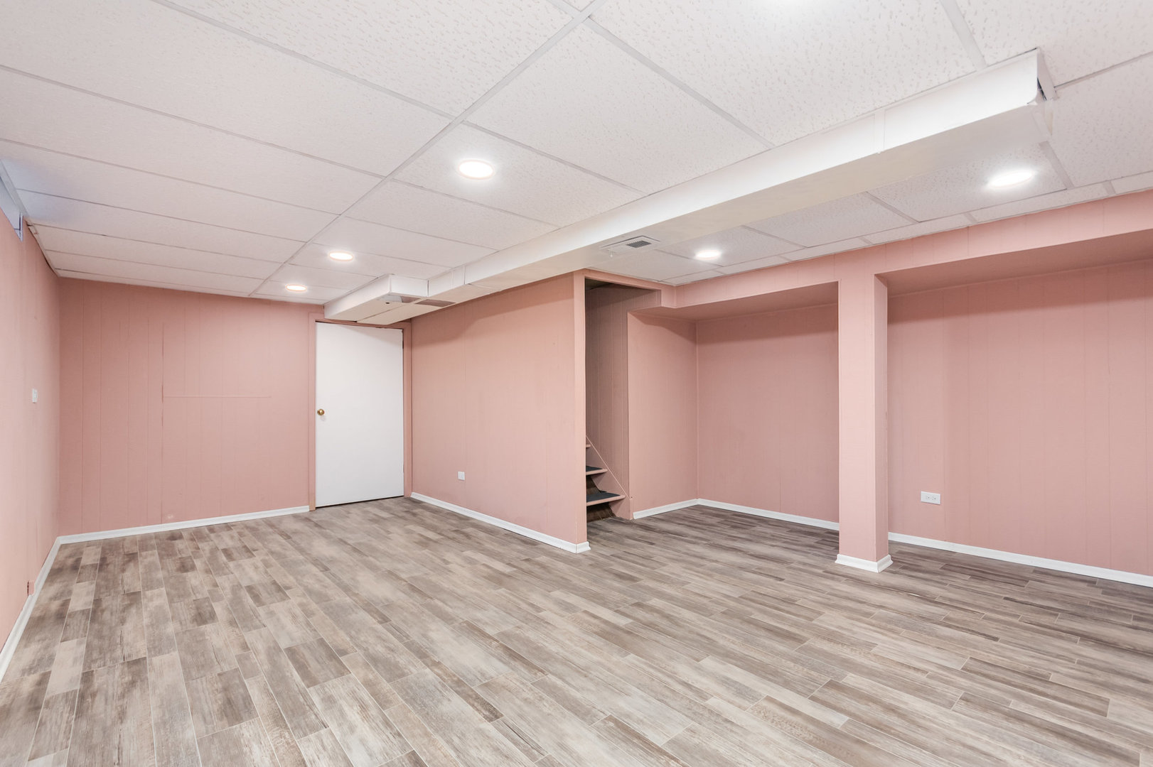 17W754 Standish Lane, Villa Park, IL 60181