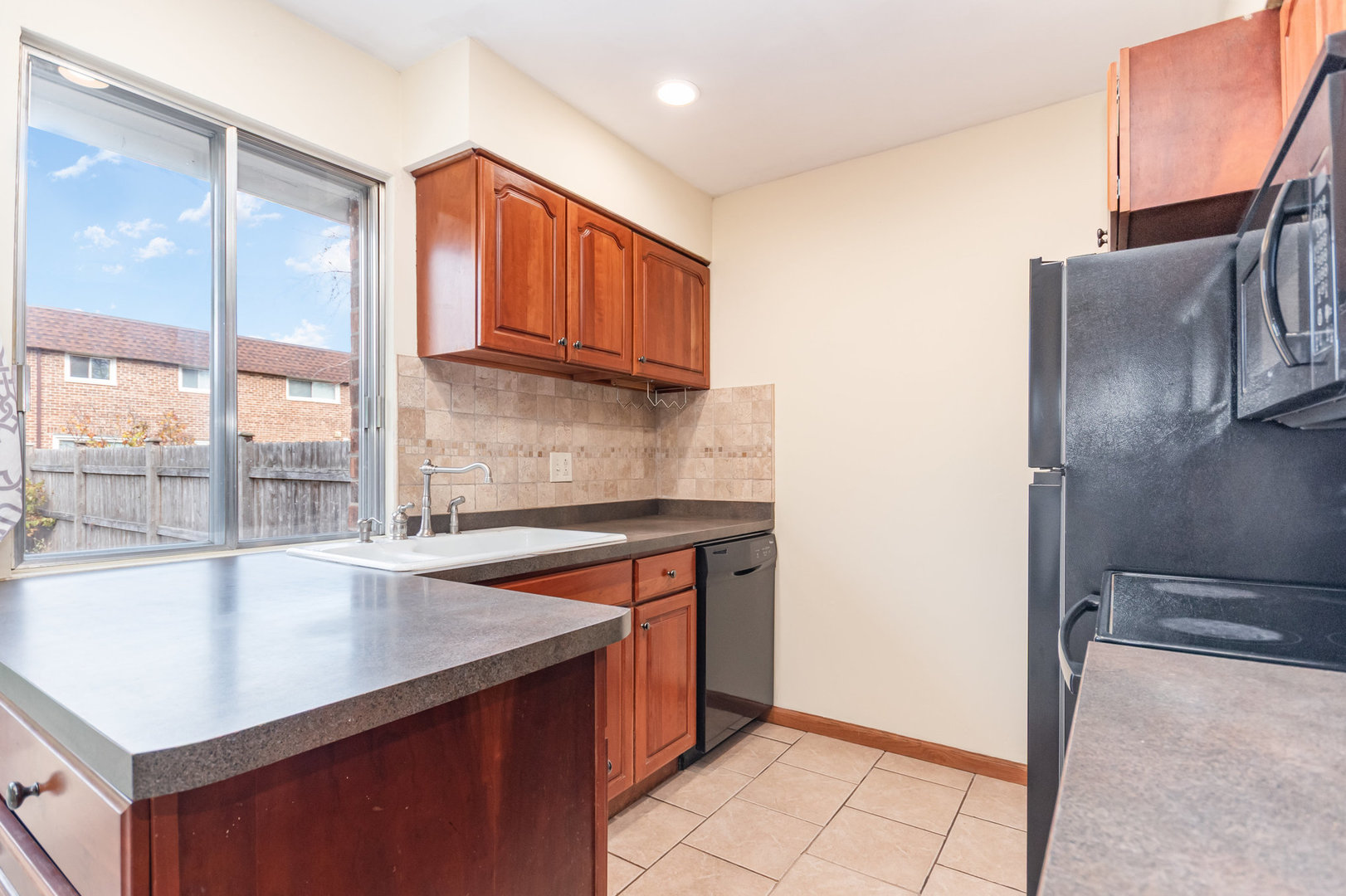 17W754 Standish Lane, Villa Park, IL 60181