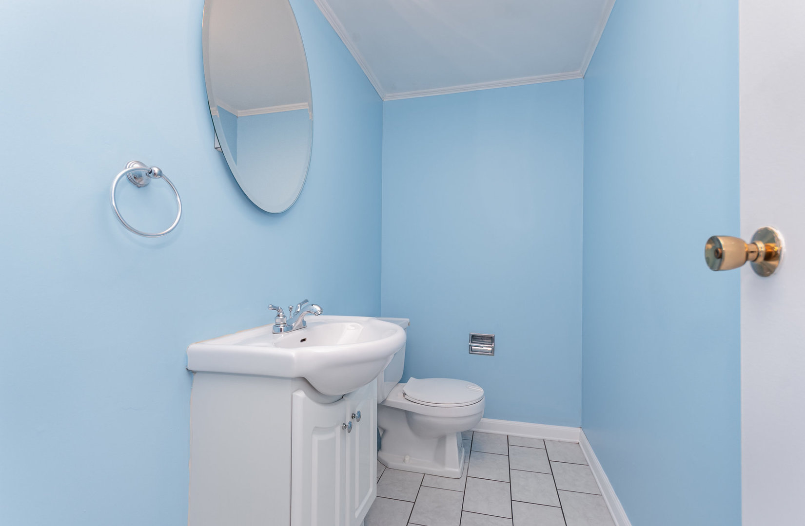 17W754 Standish Lane, Villa Park, IL 60181