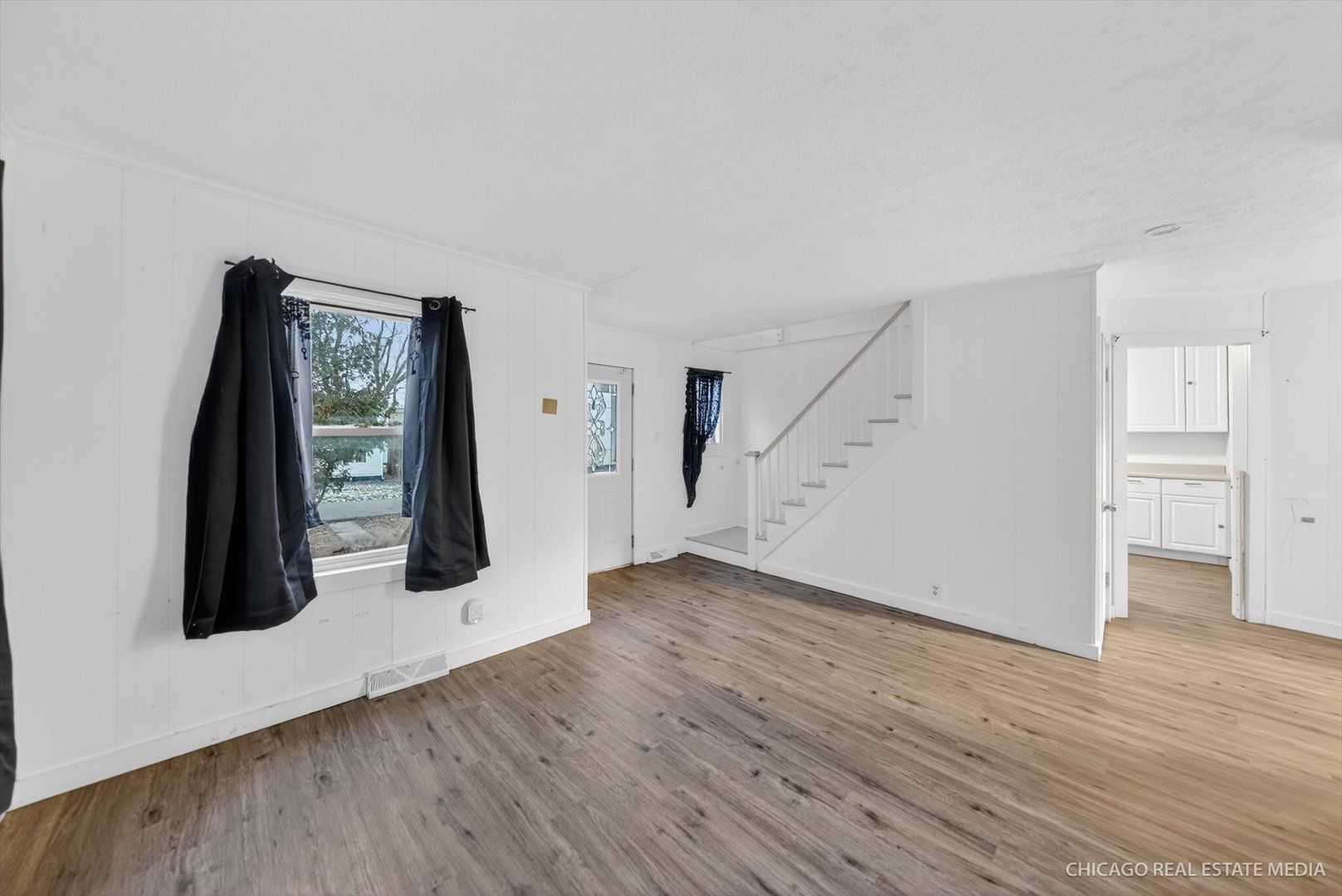 712 N Cedarwood Circle, Round Lake Heights, IL 60073