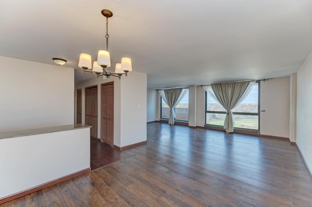 465 W Dominion Drive #1001, Wood Dale, IL 60191