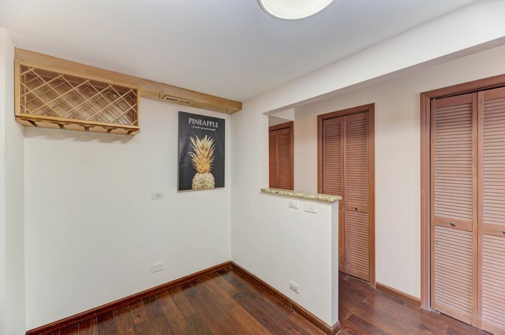 465 W Dominion Drive #1001, Wood Dale, IL 60191