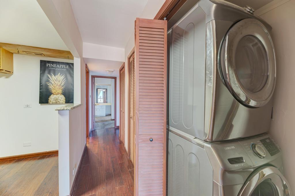 465 W Dominion Drive #1001, Wood Dale, IL 60191