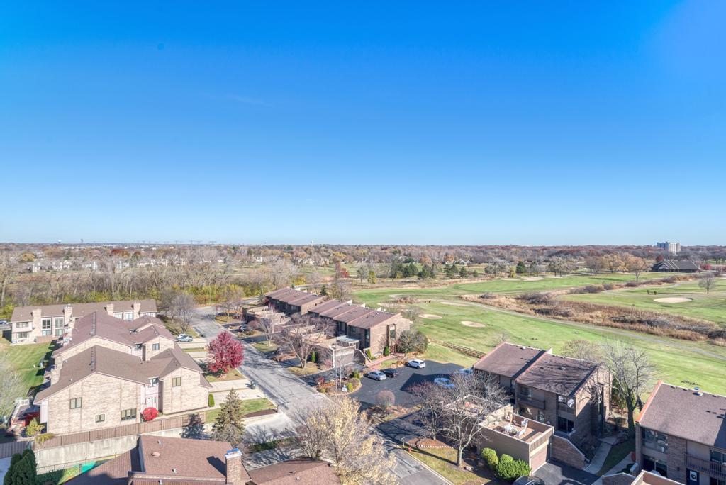 465 W Dominion Drive #1001, Wood Dale, IL 60191