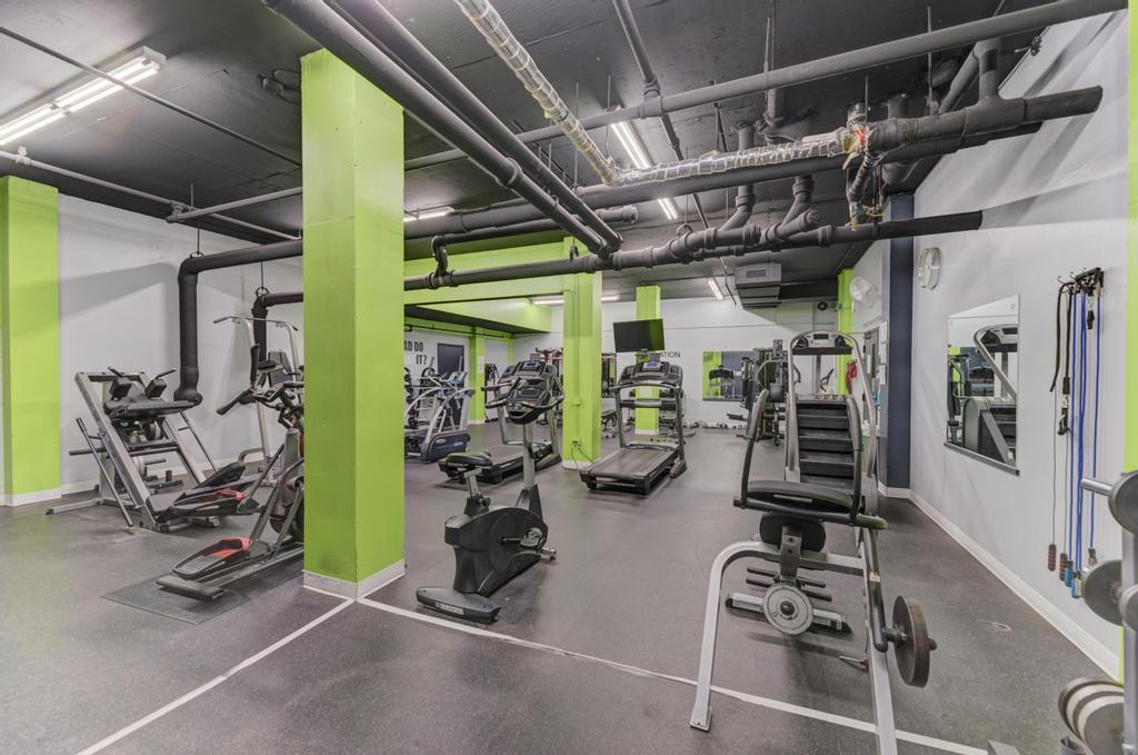 465 W Dominion Drive #1001, Wood Dale, IL 60191