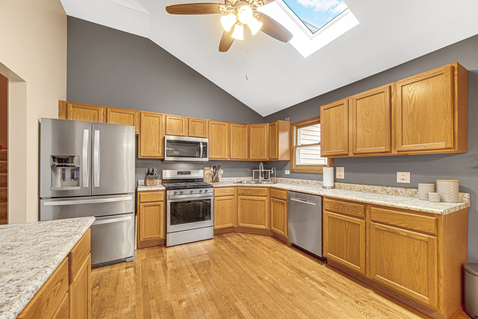 29W174 Pomeroy Street, West Chicago, IL 60185