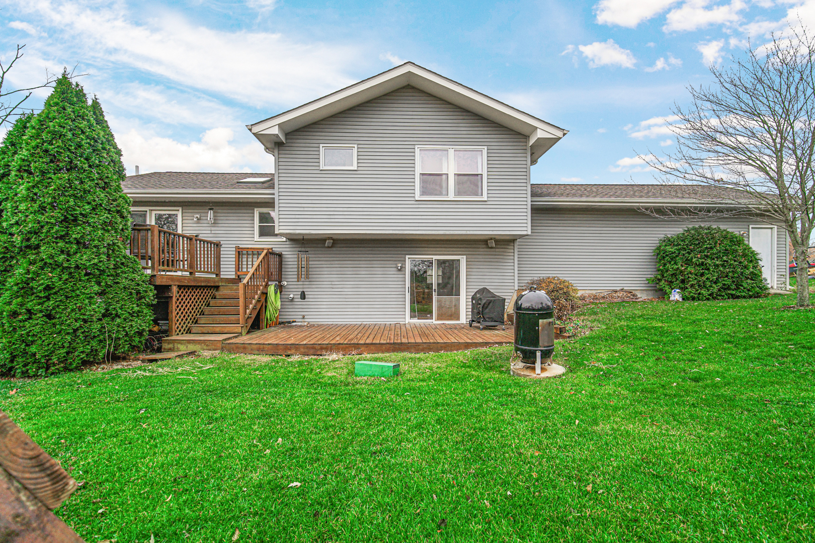 29W174 Pomeroy Street, West Chicago, IL 60185