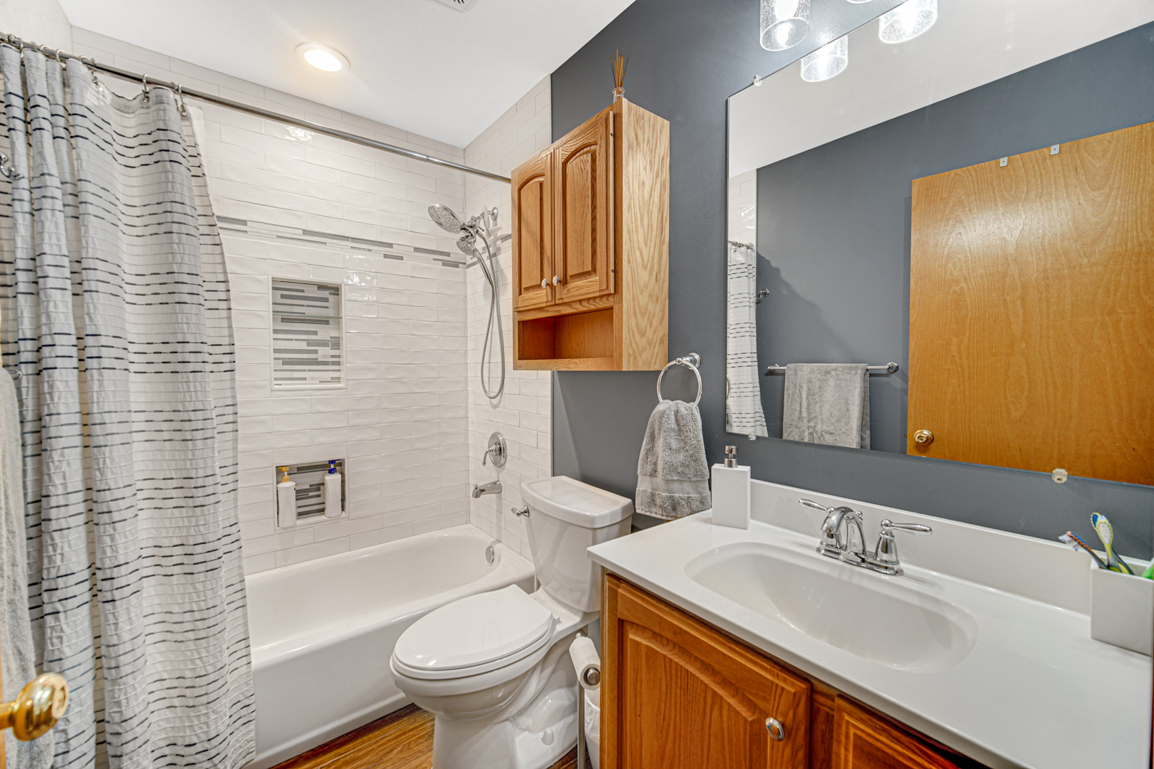 29W174 Pomeroy Street, West Chicago, IL 60185