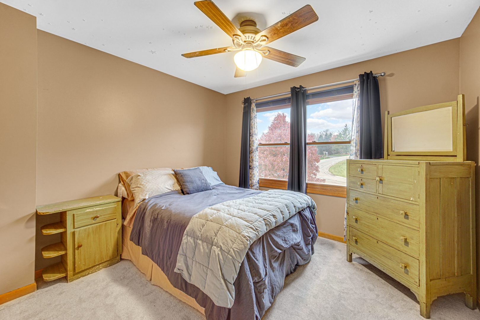 29W174 Pomeroy Street, West Chicago, IL 60185