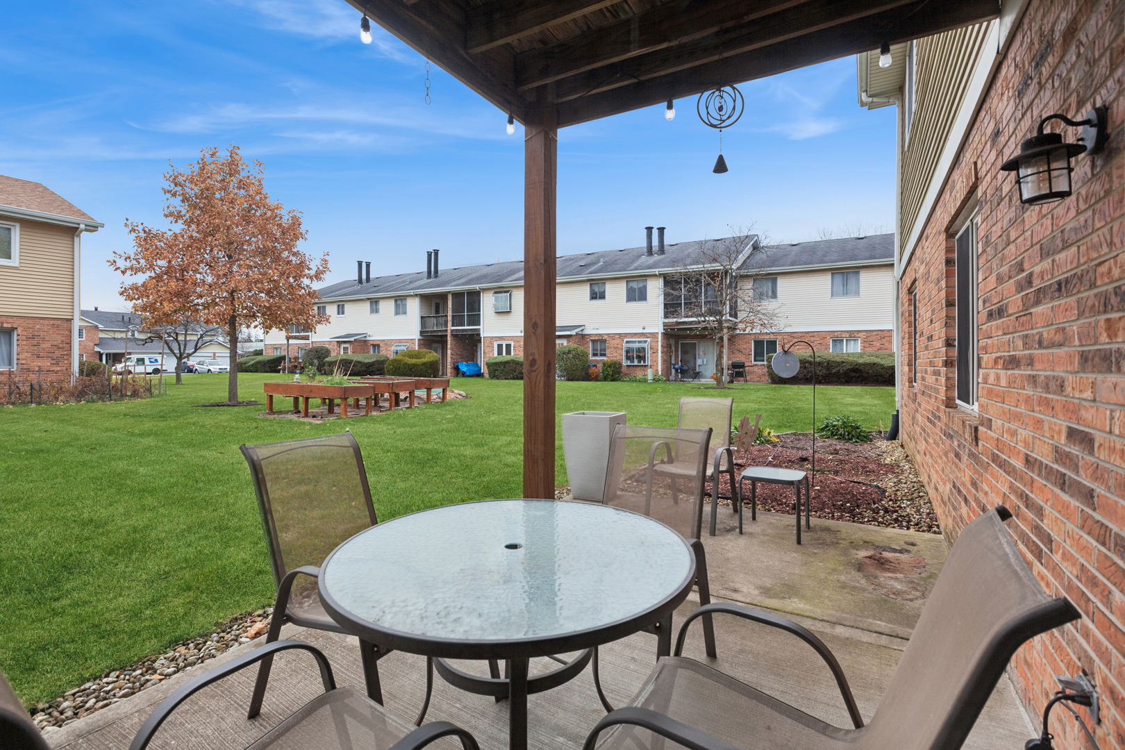 724 Maplewood Court #34-B, Willowbrook, IL 60527