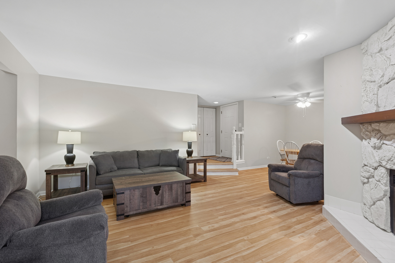 724 Maplewood Court #34-B, Willowbrook, IL 60527