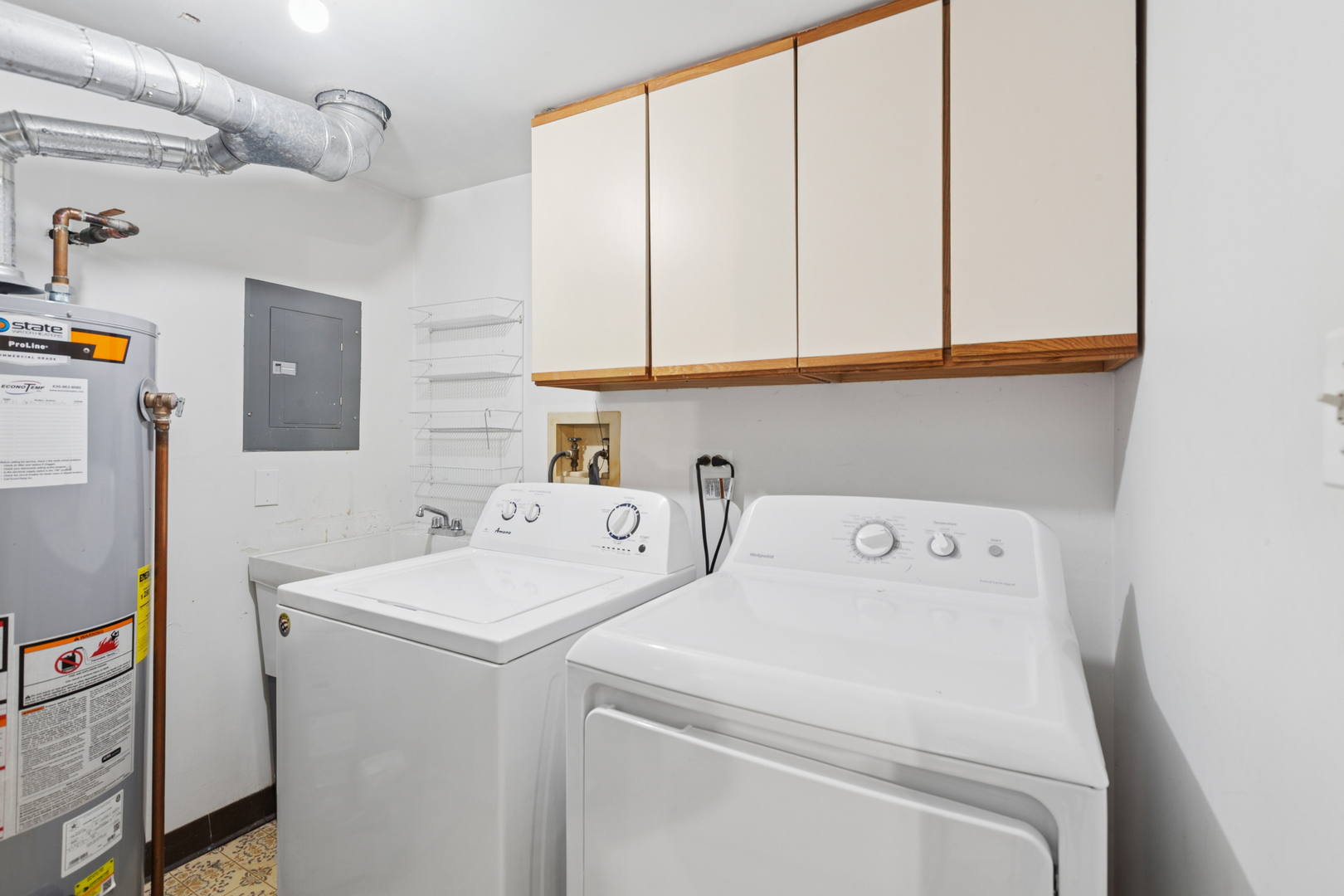 724 Maplewood Court #34-B, Willowbrook, IL 60527