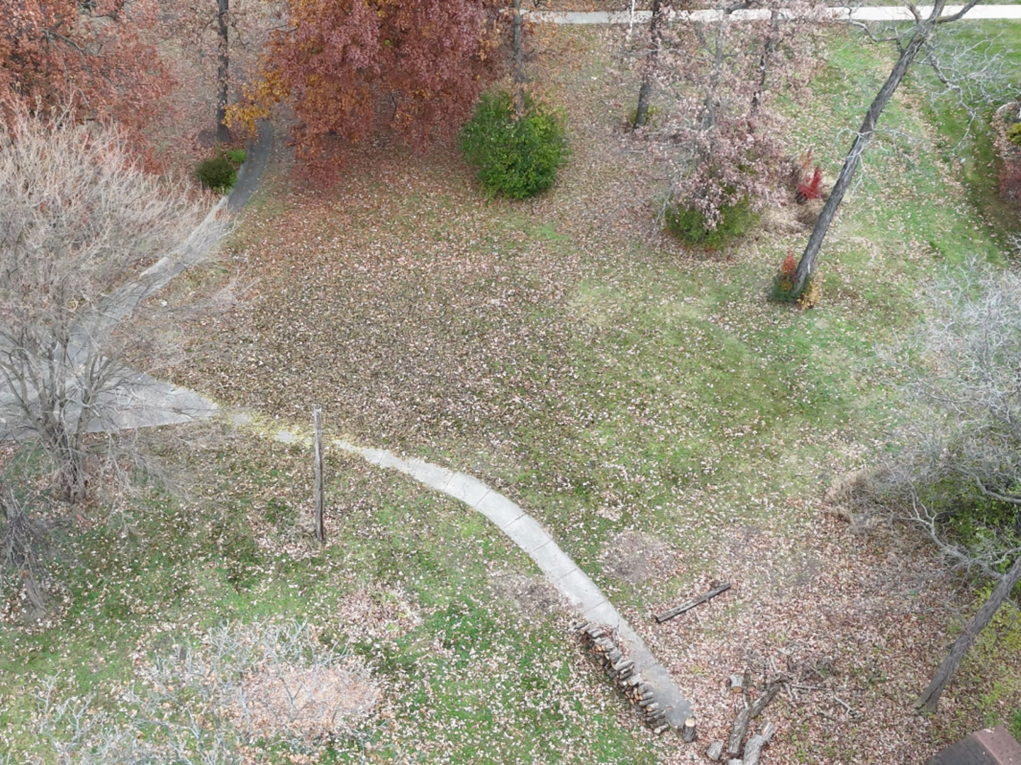 310 N Hillcrest Avenue, Addison, IL 60101