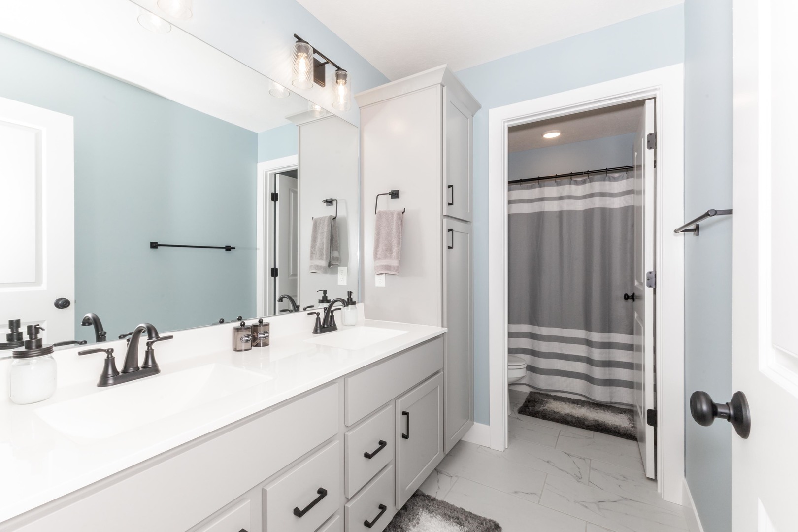 5104 Finlen Lane, Bloomington, IL 61705