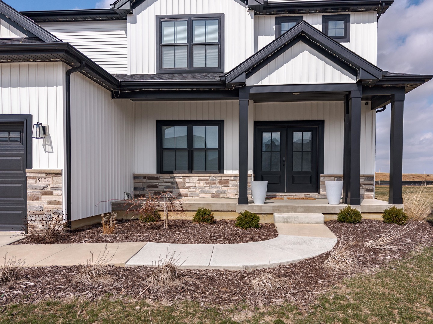 5104 Finlen Lane, Bloomington, IL 61705