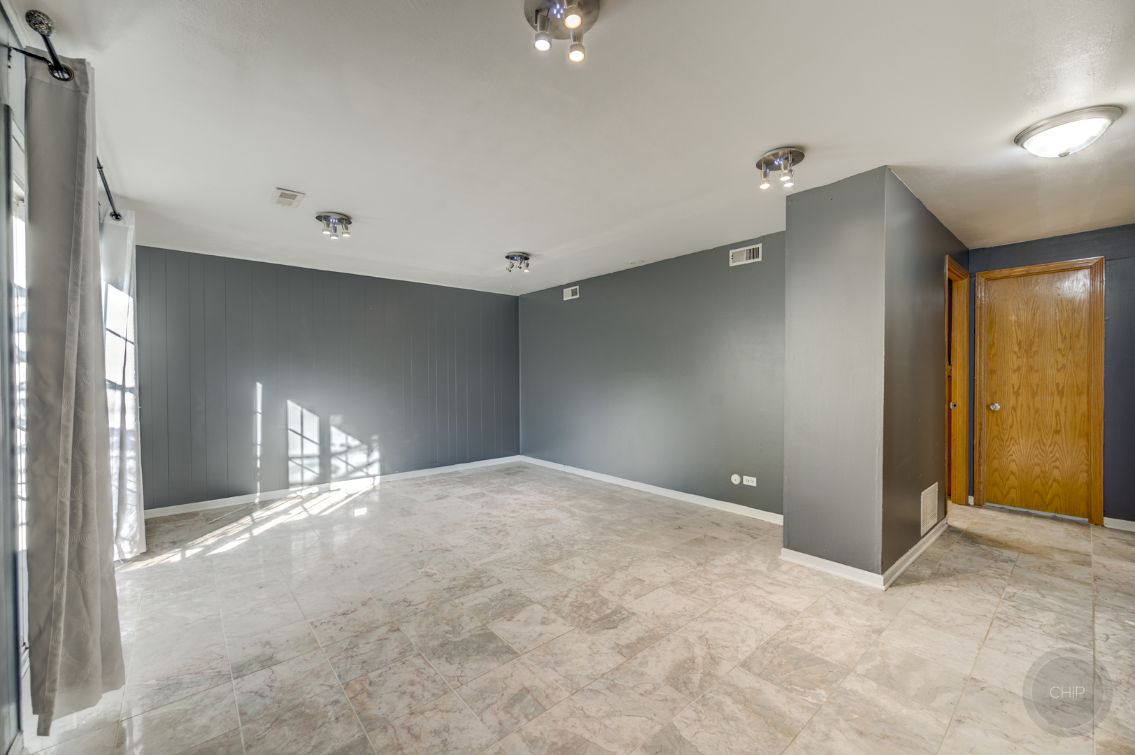 1601 Kingston Lane, Schaumburg, IL 60193