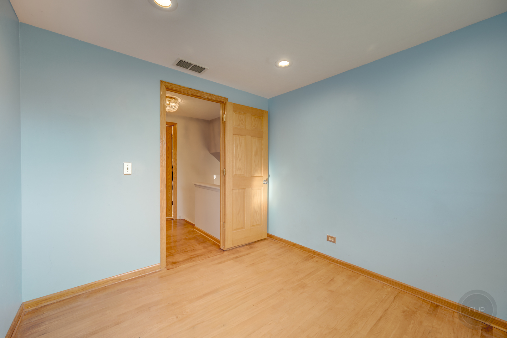 1601 Kingston Lane, Schaumburg, IL 60193