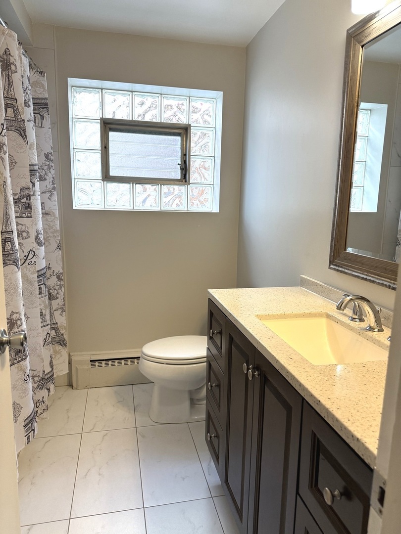 4644 N Sayre Avenue #1, Harwood Heights, IL 60706