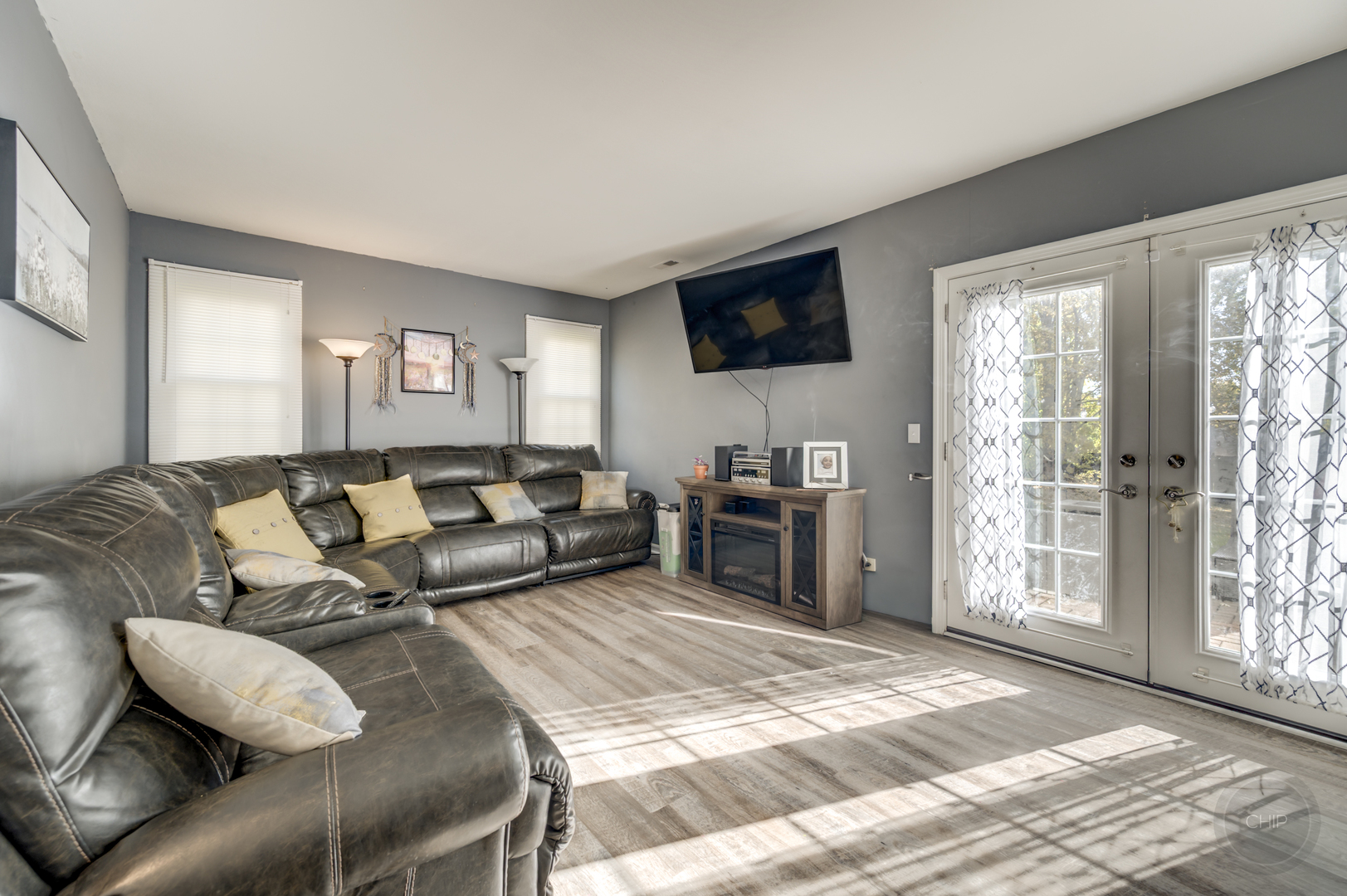 1133 JENNIFER Lane, Bolingbrook, IL 60440