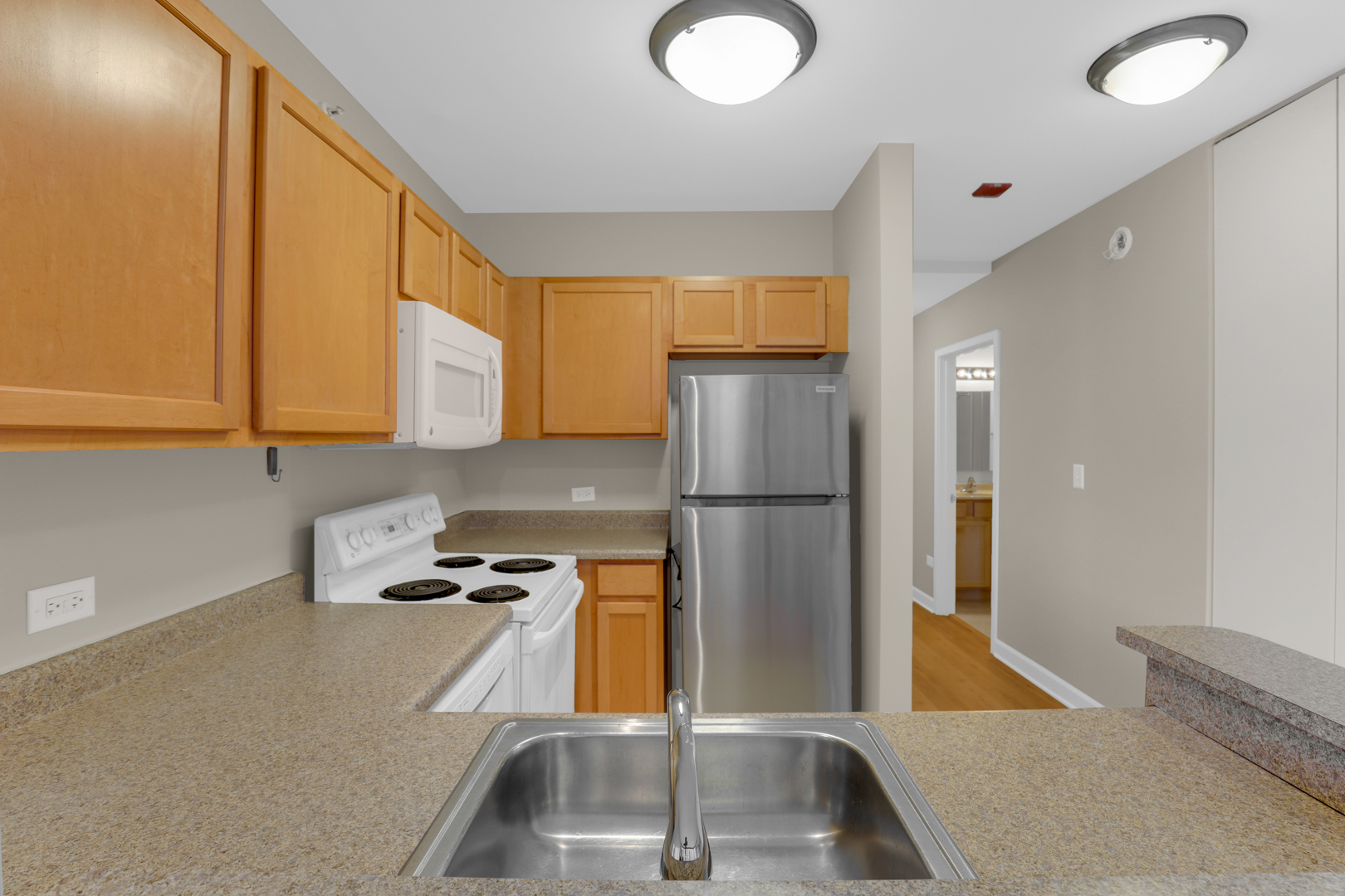 222 N Columbus Drive #611, Chicago, IL 60601