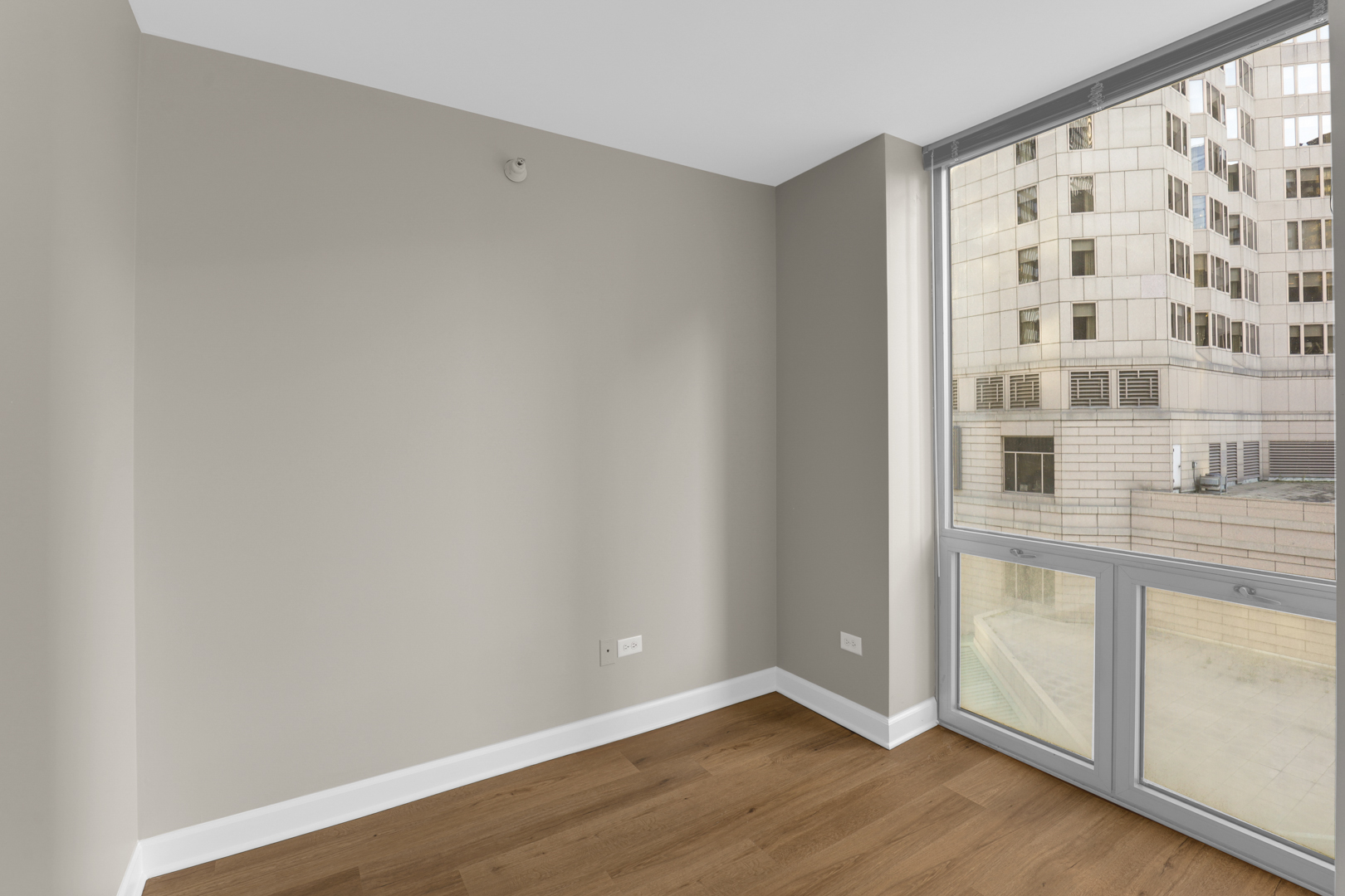 222 N Columbus Drive #611, Chicago, IL 60601