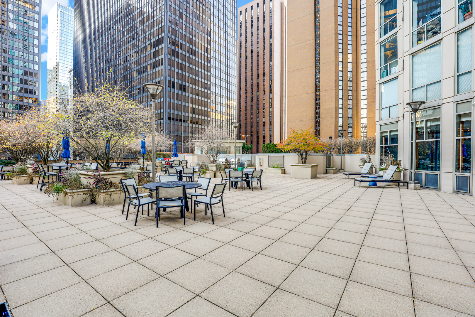 222 N Columbus Drive #611, Chicago, IL 60601