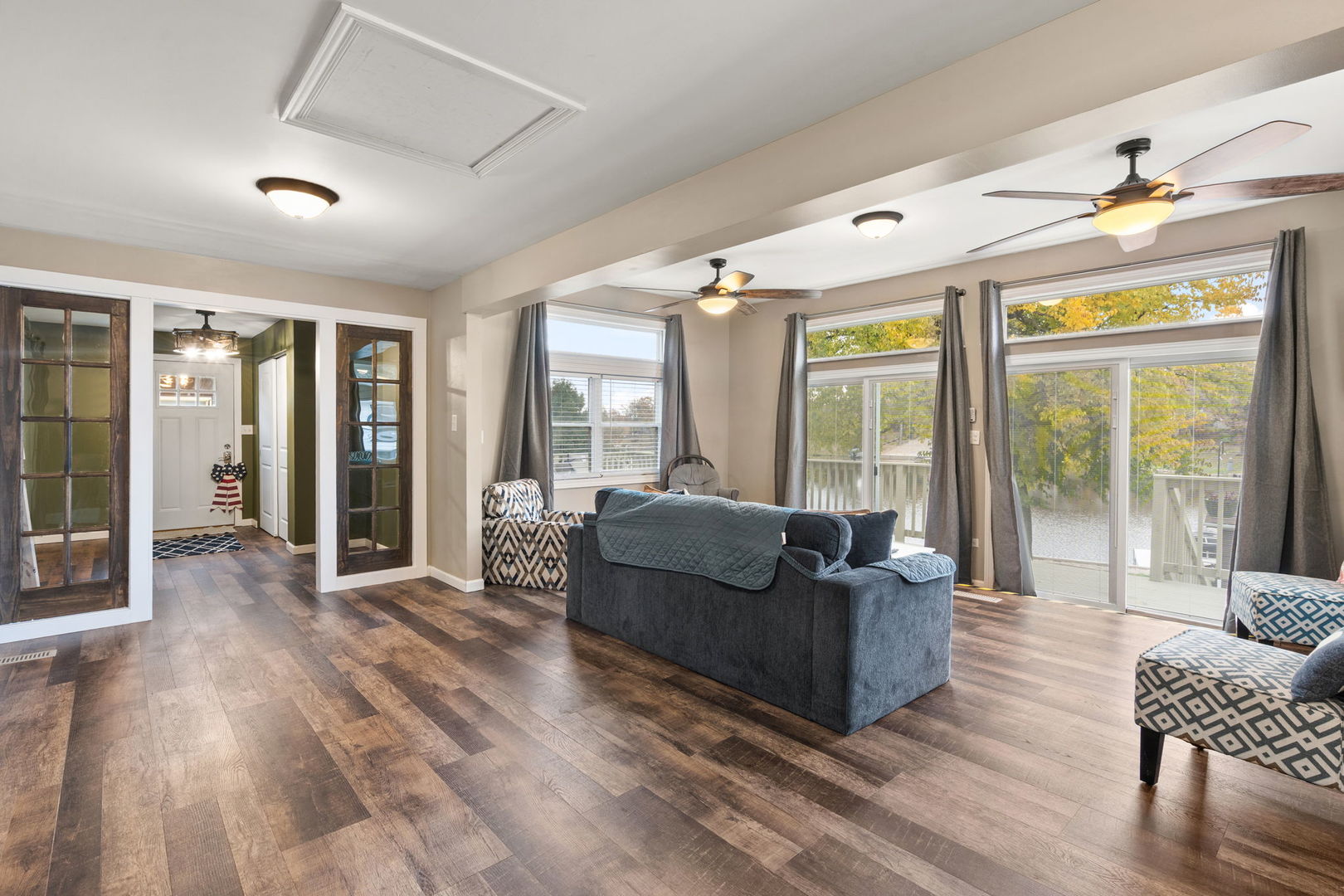 789 S Lakeview Drive, Lowell, IN 46356