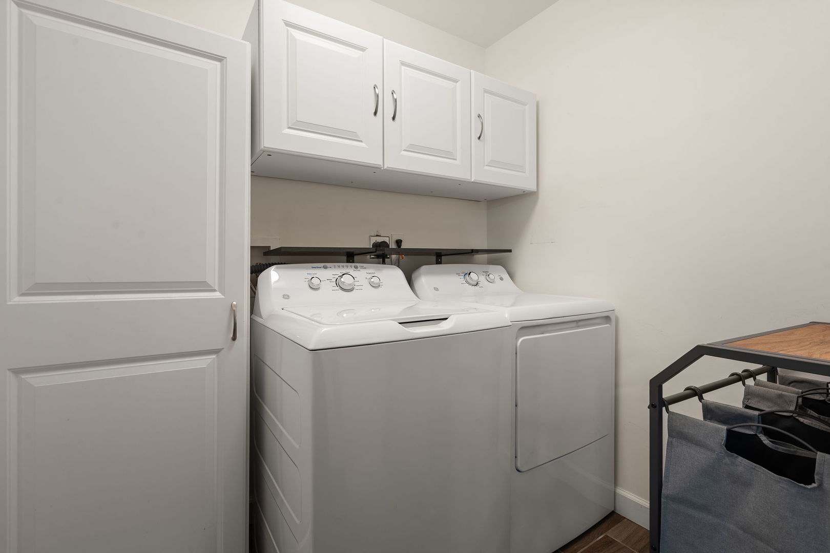 789 S Lakeview Drive, Lowell, IN 46356