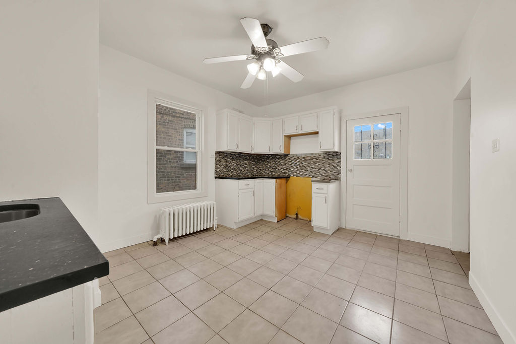 6620 S Richmond Street, Chicago, IL 60629