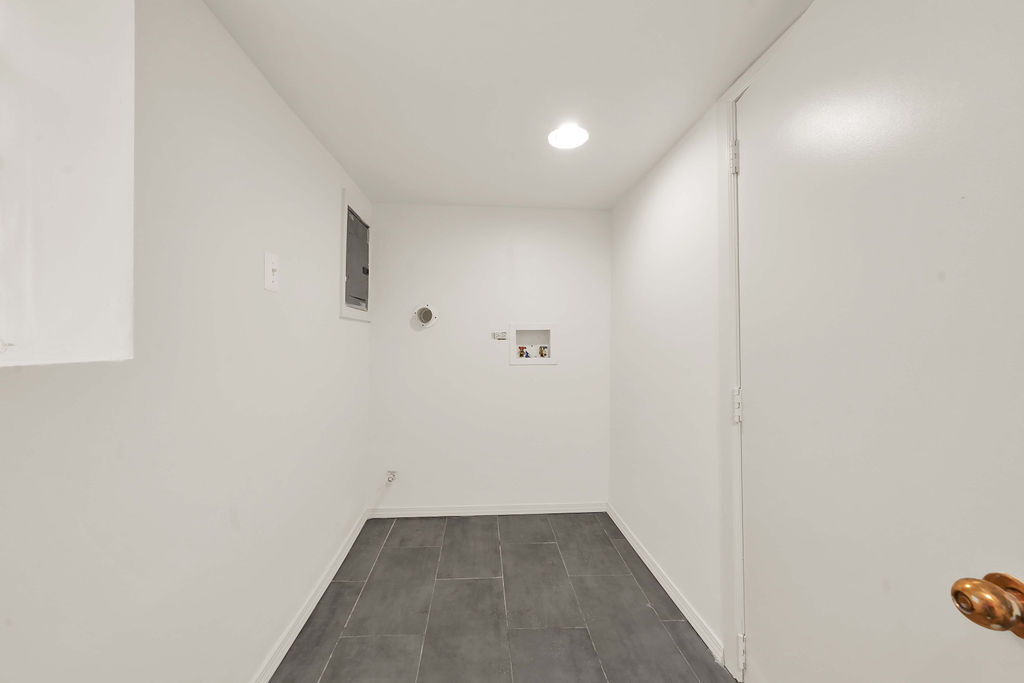 6620 S Richmond Street, Chicago, IL 60629