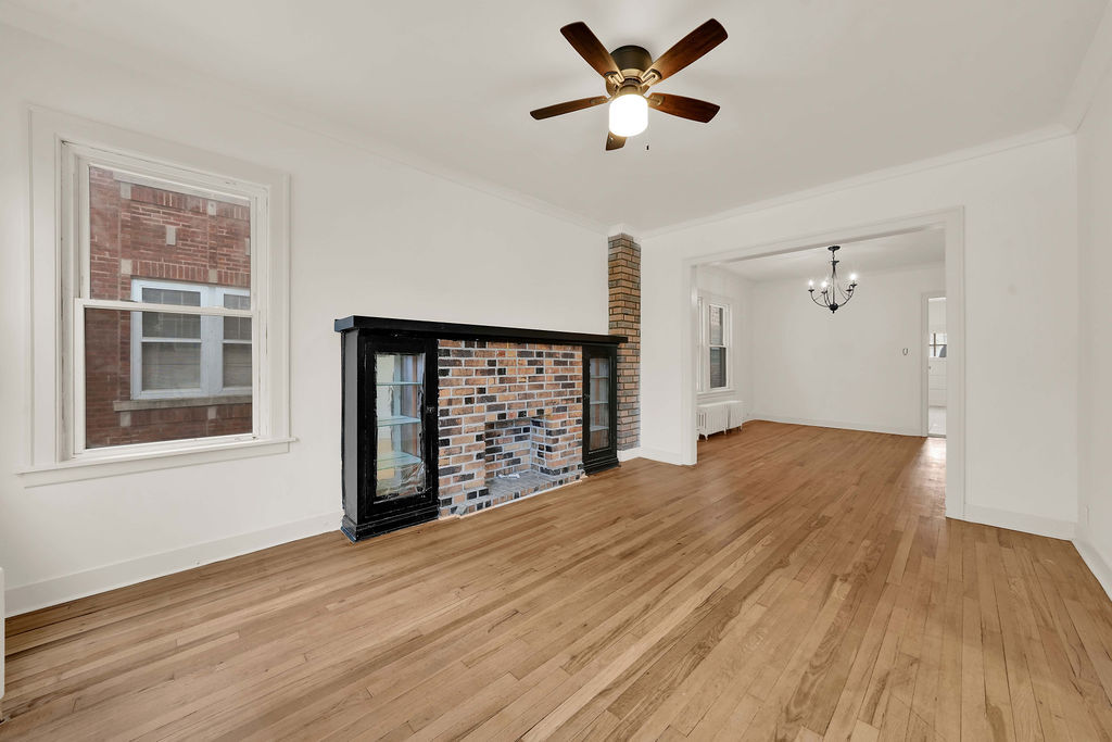 6620 S Richmond Street, Chicago, IL 60629