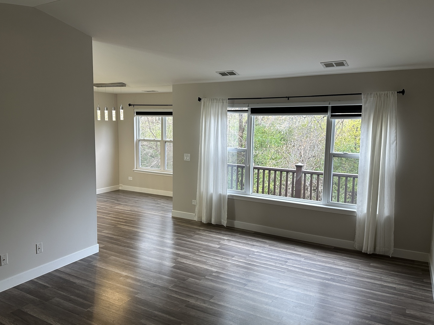 992 Langtry Court #D, Elgin, IL 60120