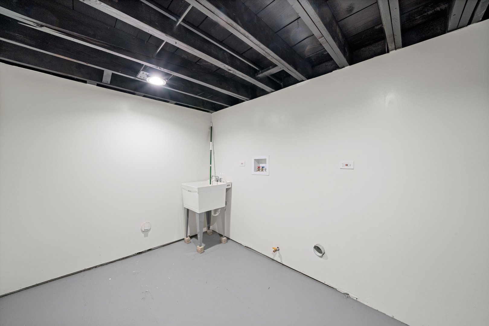 819 E 98th Place, Chicago, IL 60628