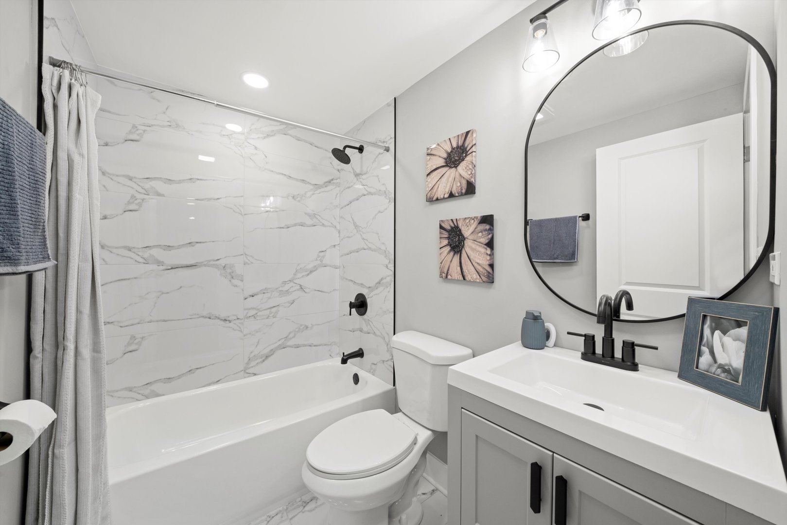 819 E 98th Place, Chicago, IL 60628