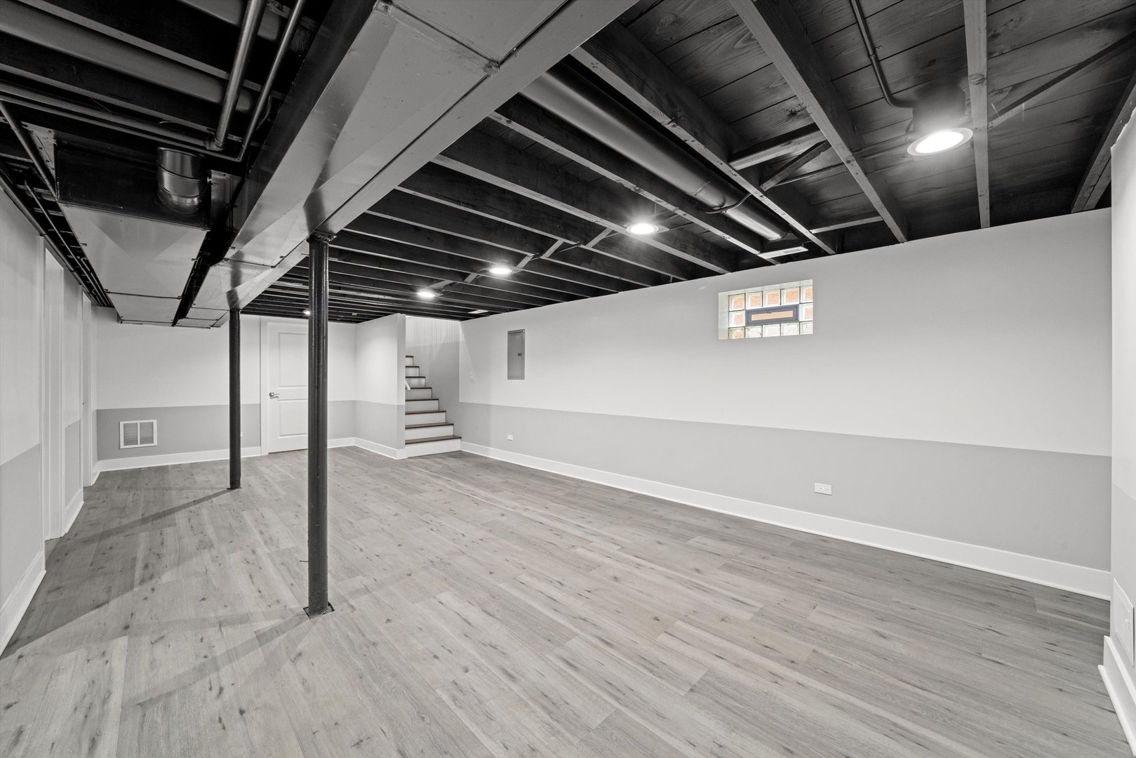 819 E 98th Place, Chicago, IL 60628