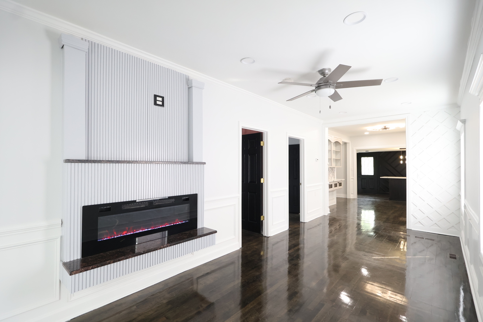 15239 Vincennes Road, Phoenix, IL 60426