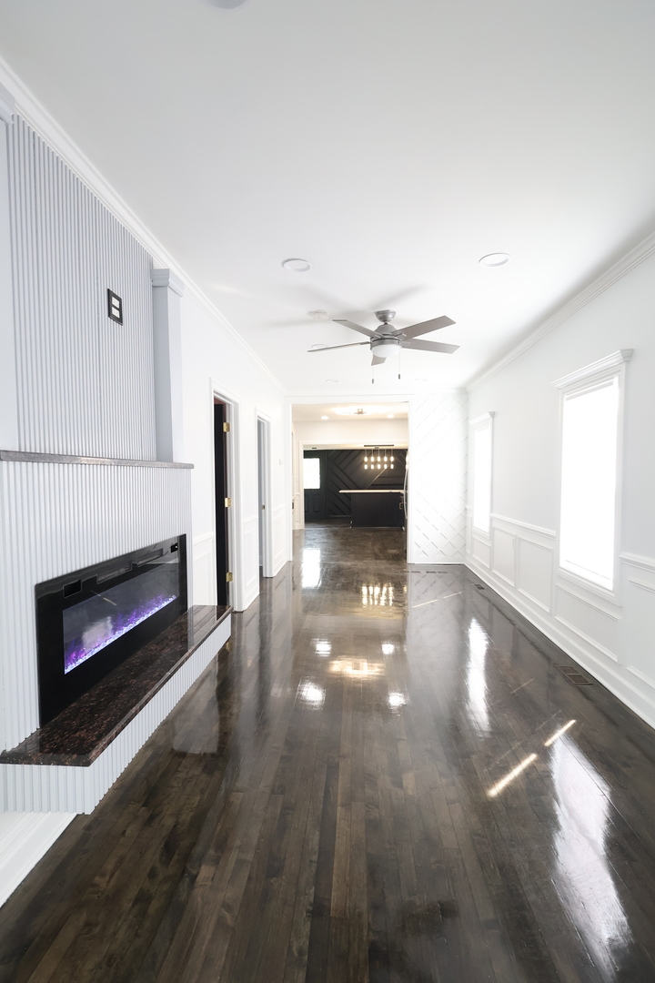 15239 Vincennes Road, Phoenix, IL 60426