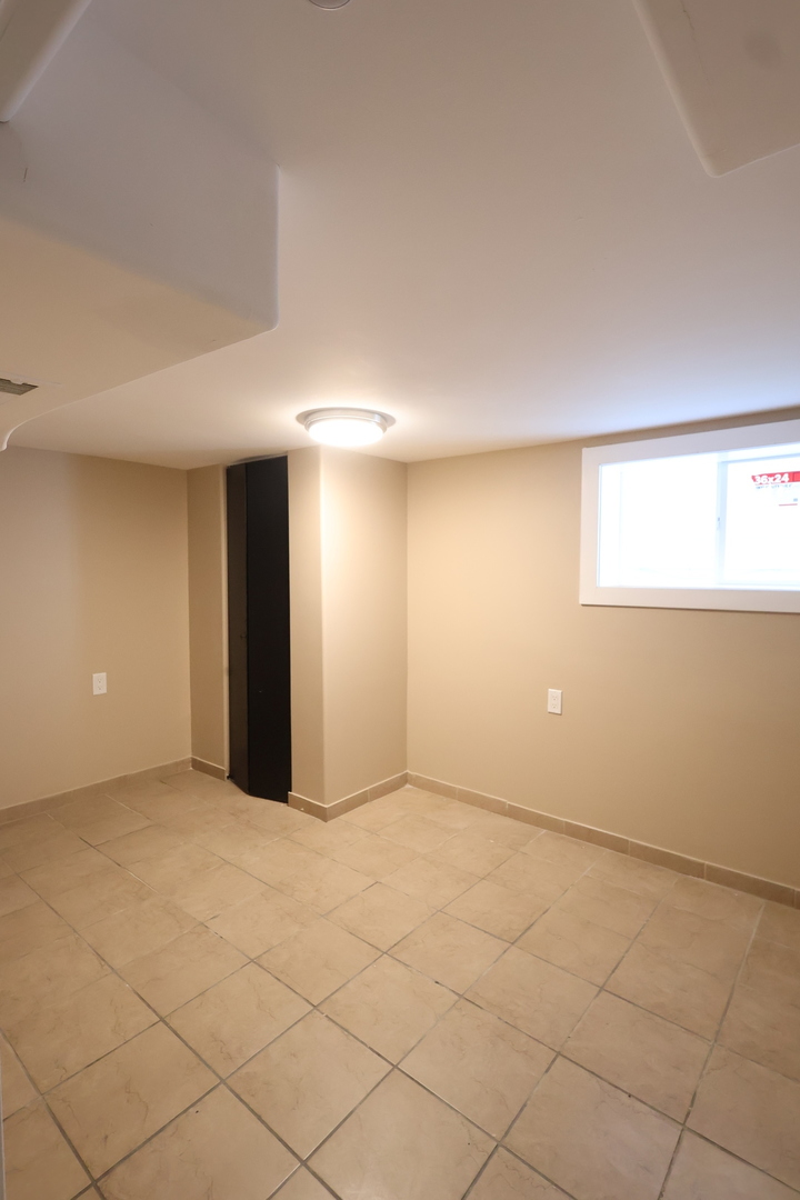 15239 Vincennes Road, Phoenix, IL 60426