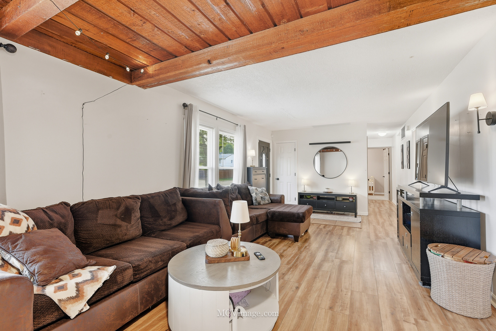 242 Tallman Avenue, Romeoville, IL 60446