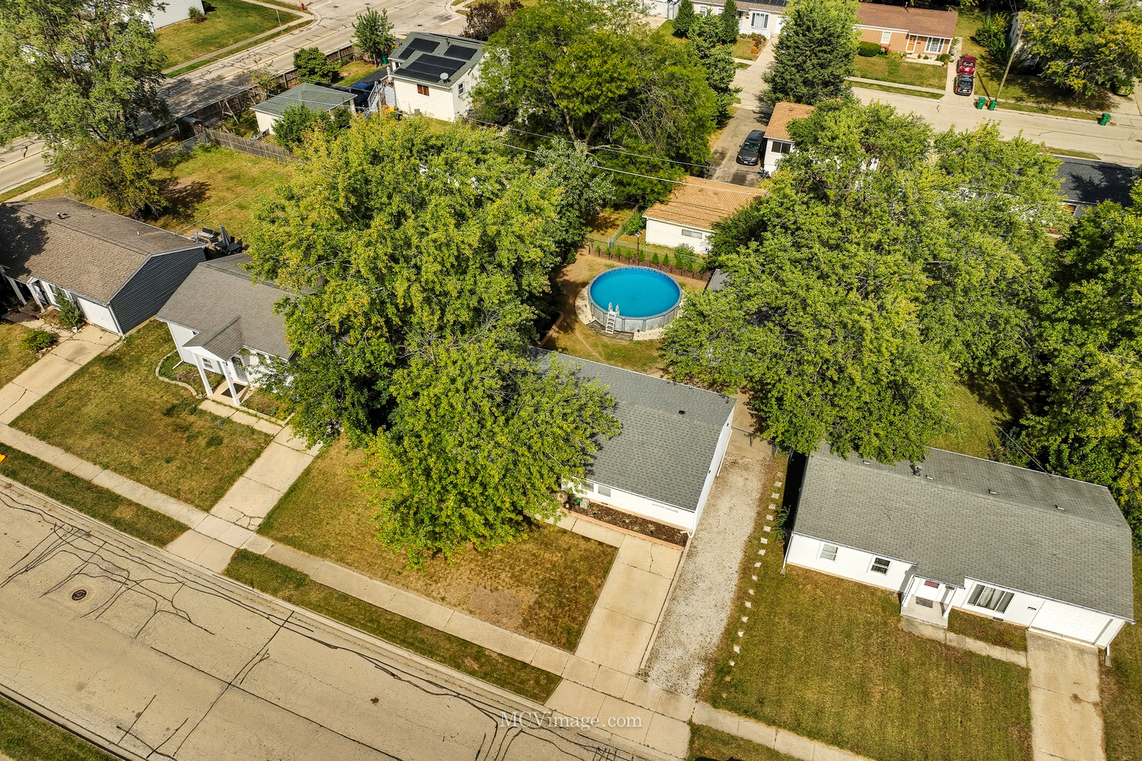 242 Tallman Avenue, Romeoville, IL 60446