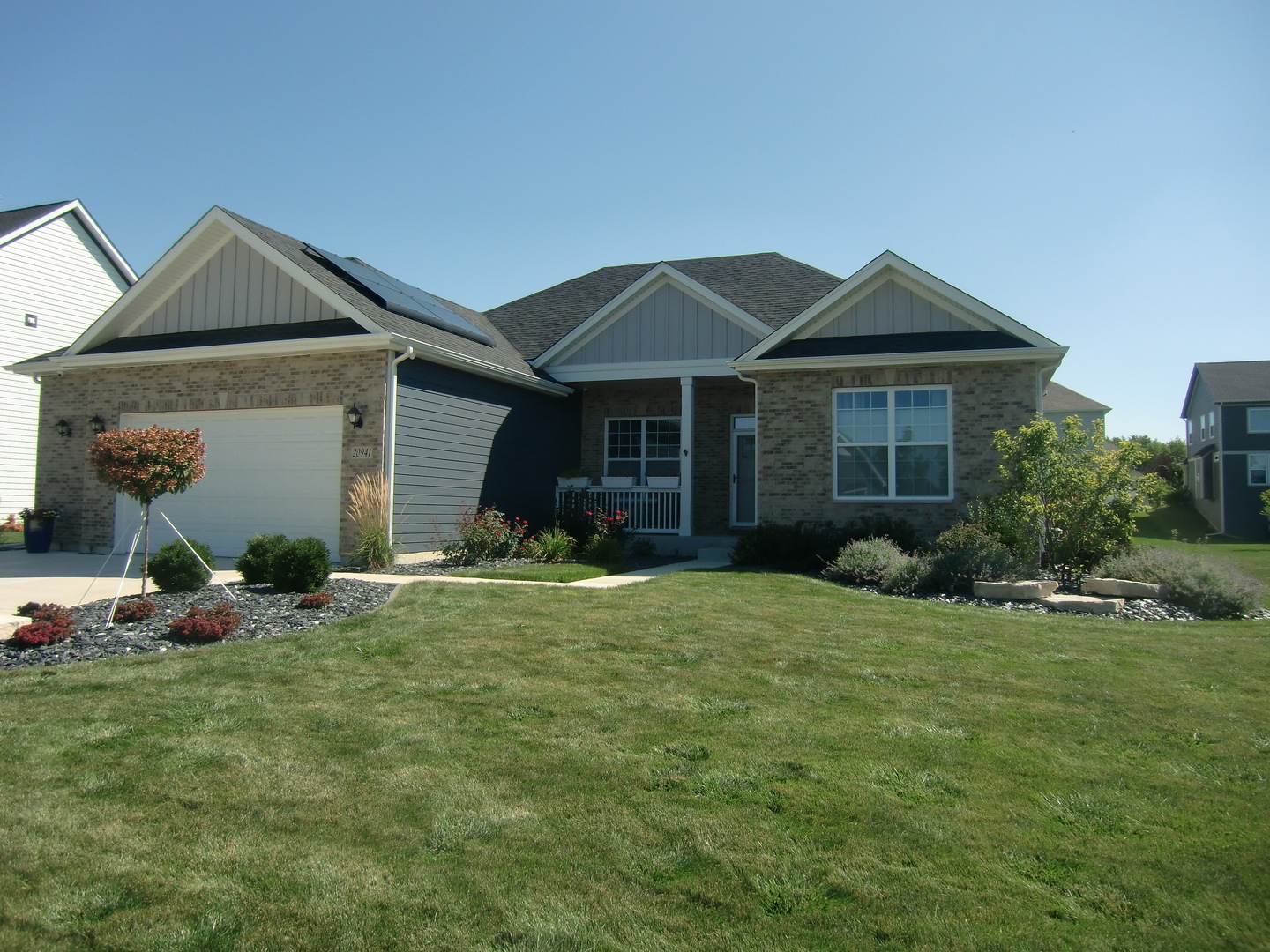 20941 Lee Street, Shorewood, IL 60404