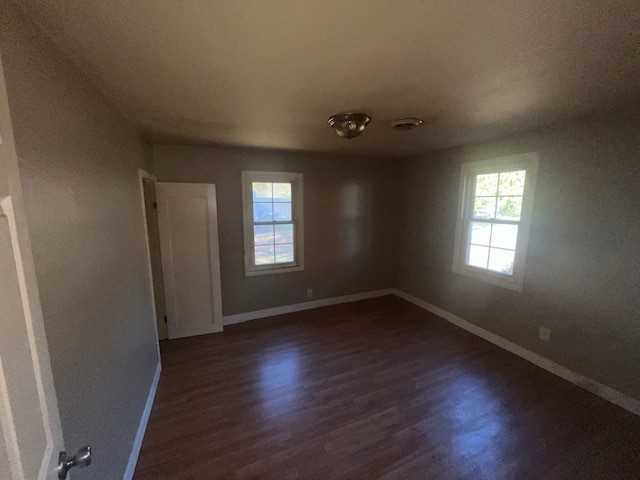 2025 E Pythian Avenue, Decatur, IL 62526