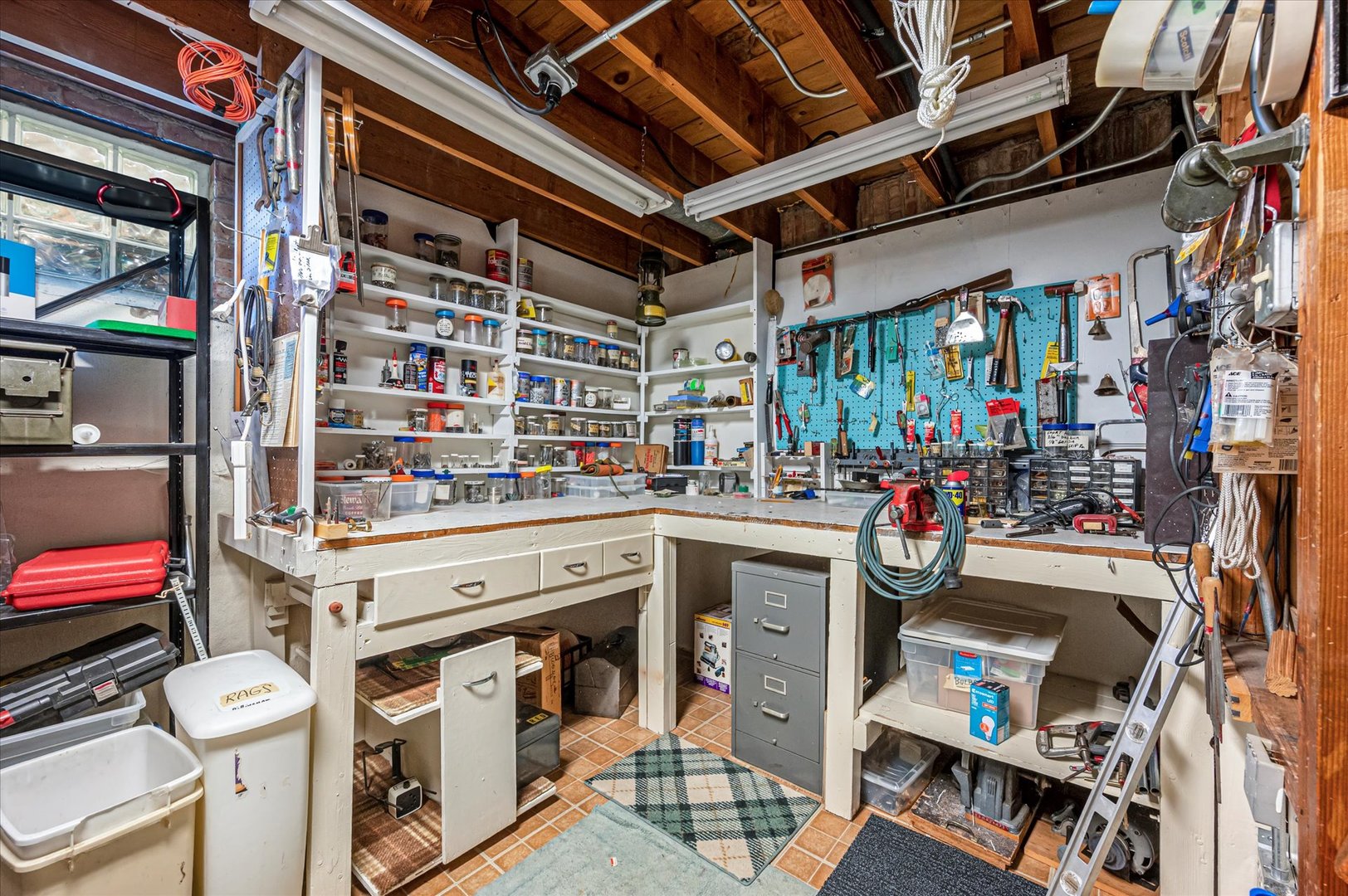 349 E Parkview Avenue, Elmhurst, IL 60126