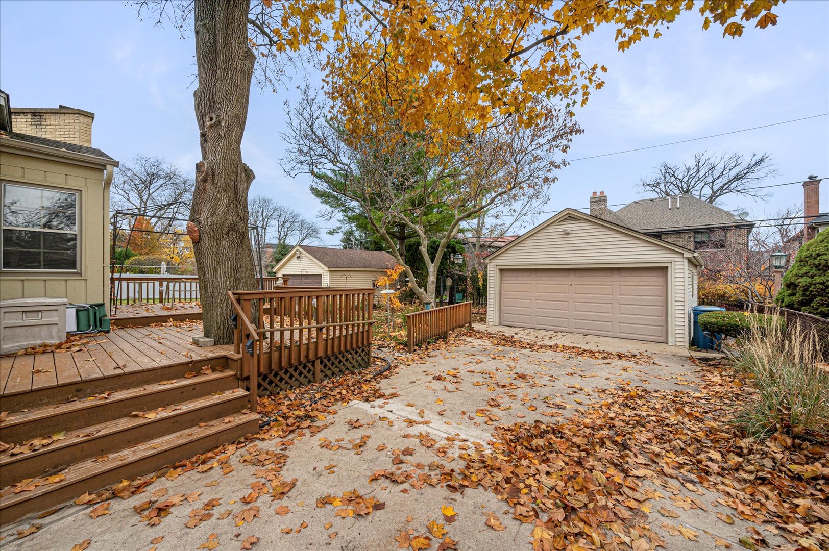 349 E Parkview Avenue, Elmhurst, IL 60126