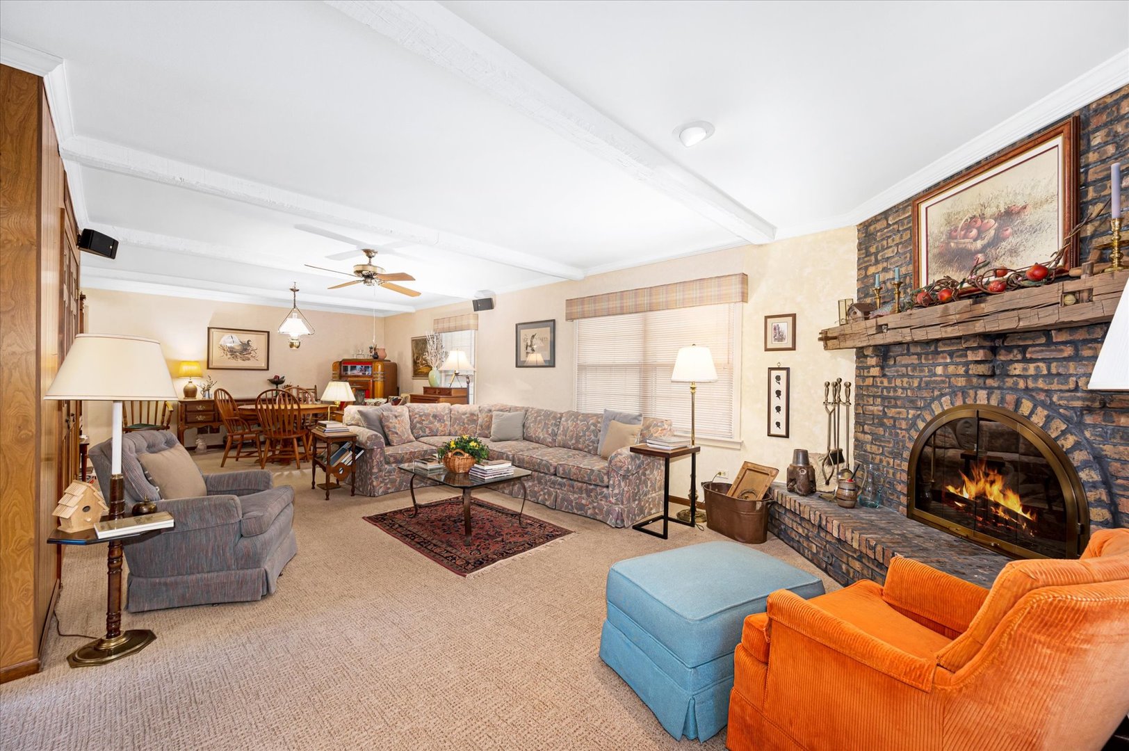 349 E Parkview Avenue, Elmhurst, IL 60126