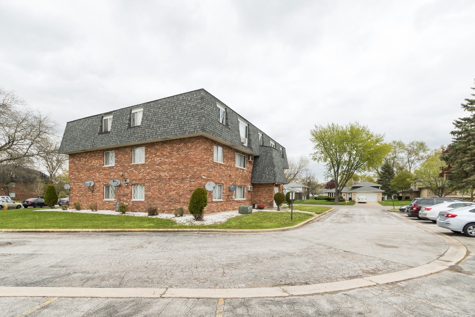 17227 71st Court #11, Tinley Park, IL 60477