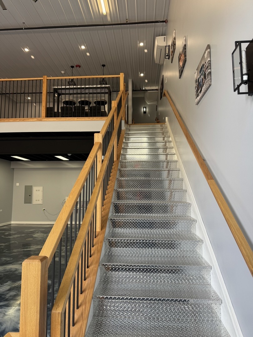 2244 Ferry Road #J103, Naperville, IL 60563