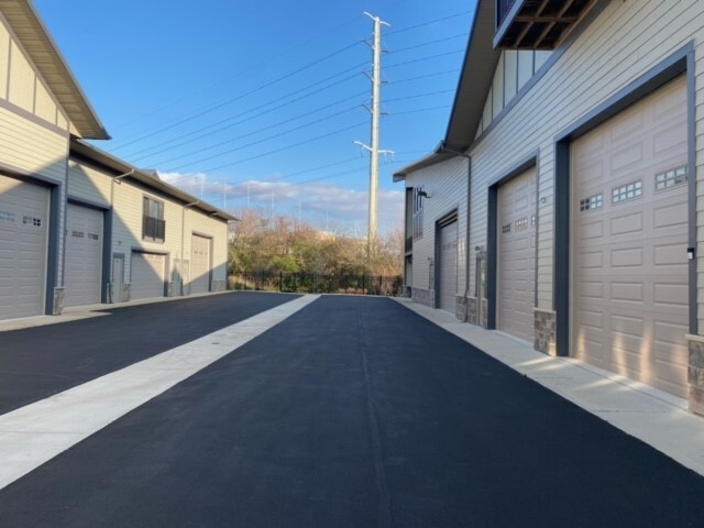 2244 Ferry Road #J103, Naperville, IL 60563